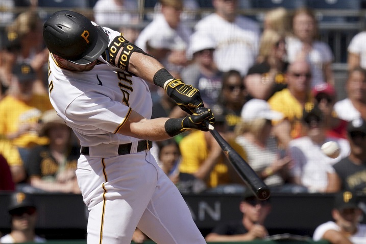 Fraley tallies 3 RBIs, scores 4 times; Reds top Pirates 9-5